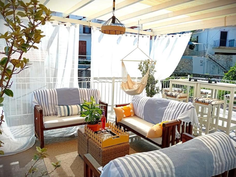 Duka'S Gardenhouse Villa Skopelos Town Exterior photo